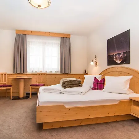 Montana Bed & Breakfast 3*